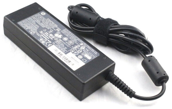 Cargador Hp 19.5V 4.36A Parte 708779 001 Ref CLHPC195V9.2A .Unilago Bogota 1